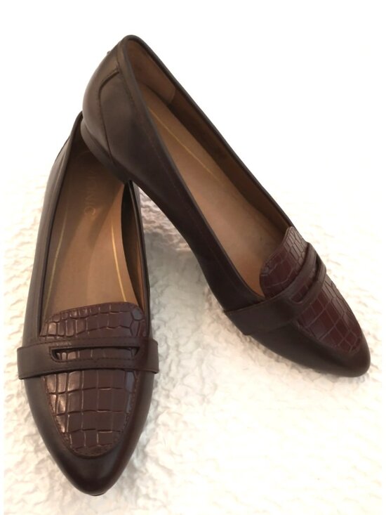 Vionic Shoes - Vionic Savannah Leather Croc Print Loafers Arch Support Brown Pointed Toe - 7.5M